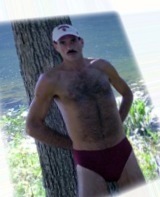 looking for a sexy guy in Bloomington, Indiana